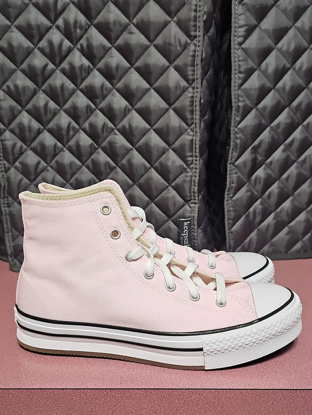 Converse Chuck Taylor All Star EVA Lift High Top GS 'Sugar Berry/White'. NIB.